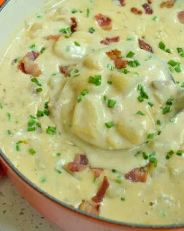 Loaded Loaded Potato Soup