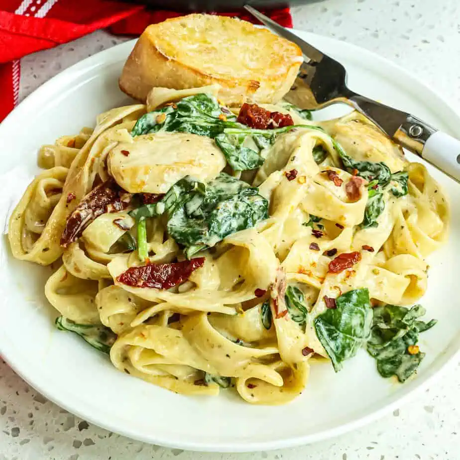 Tuscan Chicken Pasta