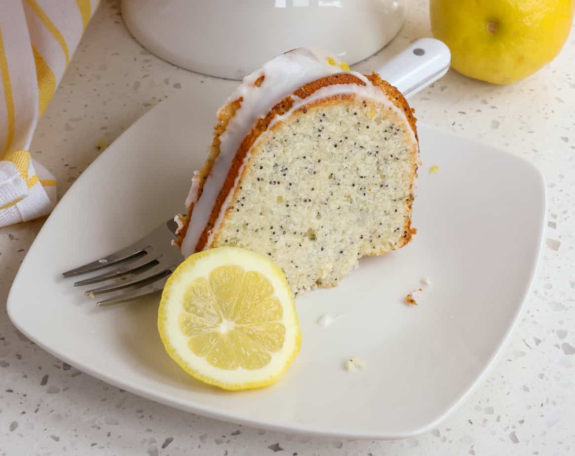 Lemon Poppy Seed Pound Cake
