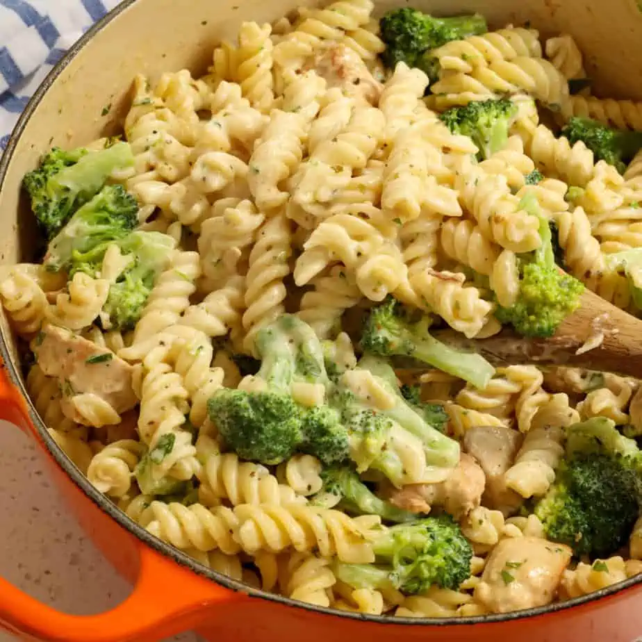 Chicken Broccoli Alfredo