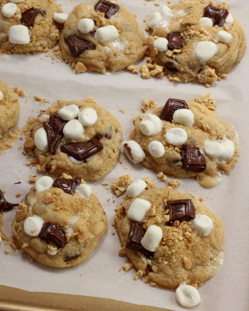 These S'mores Cookies have all the things you love about summer campfire s'mores in cookie form. 