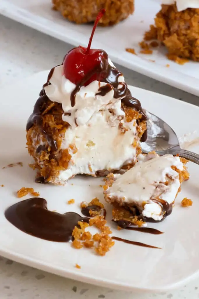 This no fry Fried Ice Cream is an easy delicious treat made with simple ingredients and absolutely no frying. 