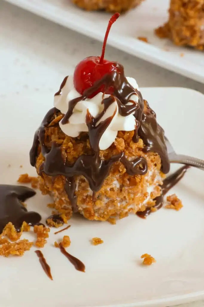With just a few easy steps you can too can make this traditional Mexican fried ice cream dessert without all the mess that frying creates. 