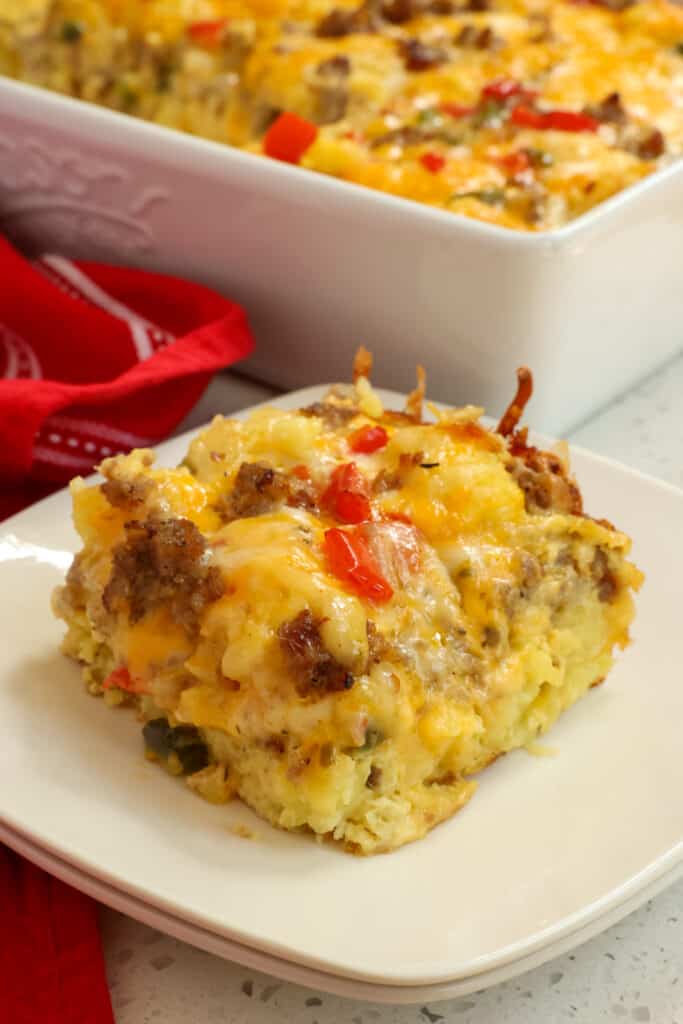 This Tater Tot Breakfast Casserole is just the thing! It’s super yummy, hearty, and full of tater tots, eggs, and cheese making it a heart warming meal.
