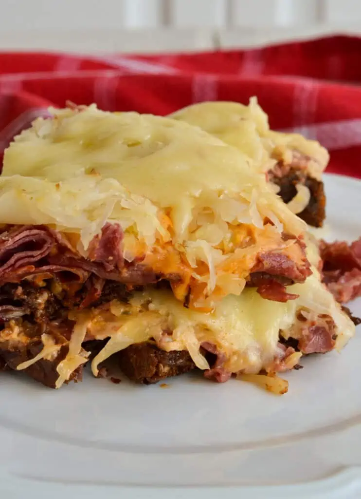 This delectable Reuben Casserole brings that classic sandwich taste together in an easy casserole recipe. 