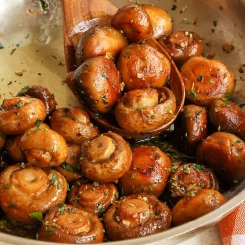 Garlic Butter Mushrooms | Small Town Woman