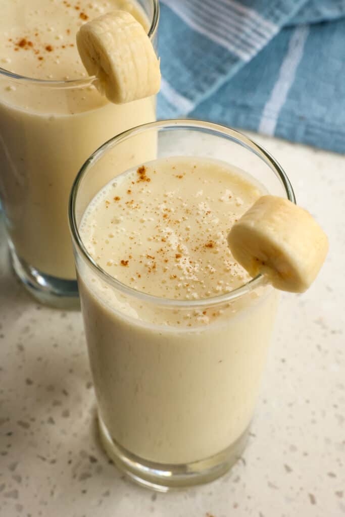 With all-natural ingredients and great taste, this smoothie is a treat any time of the day.