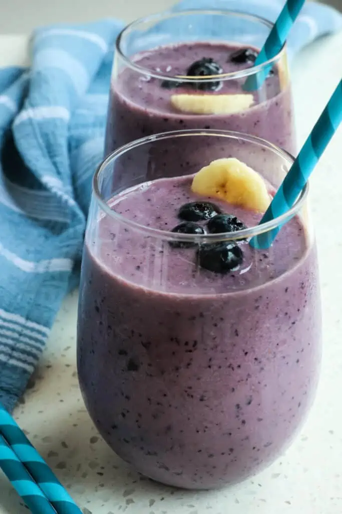 Enjoy this tasty Blueberry Smoothie anytime you need a quick meal or a little pick-me-up. 