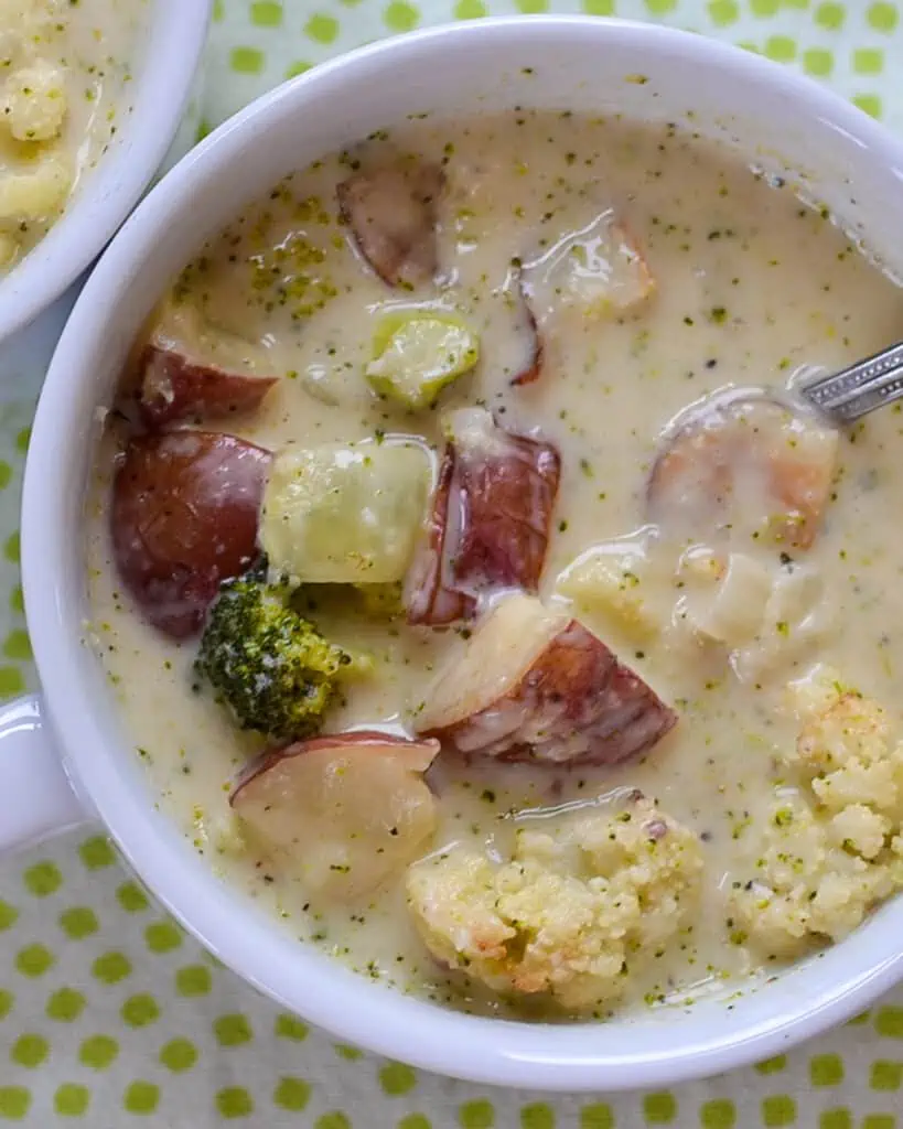 This delectable Roasted Broccoli Cauliflower Soup is plump full of nature's wholesome goodness and flavor. 