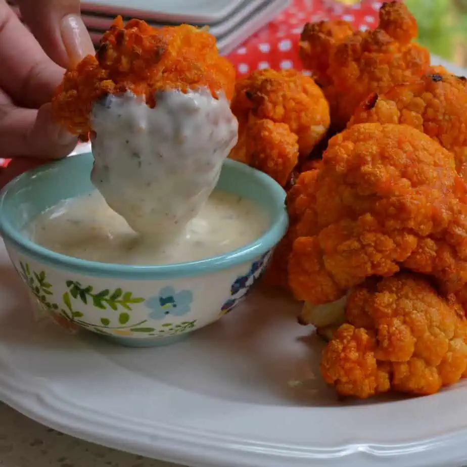 Baked Buffalo Cauliflower Bites