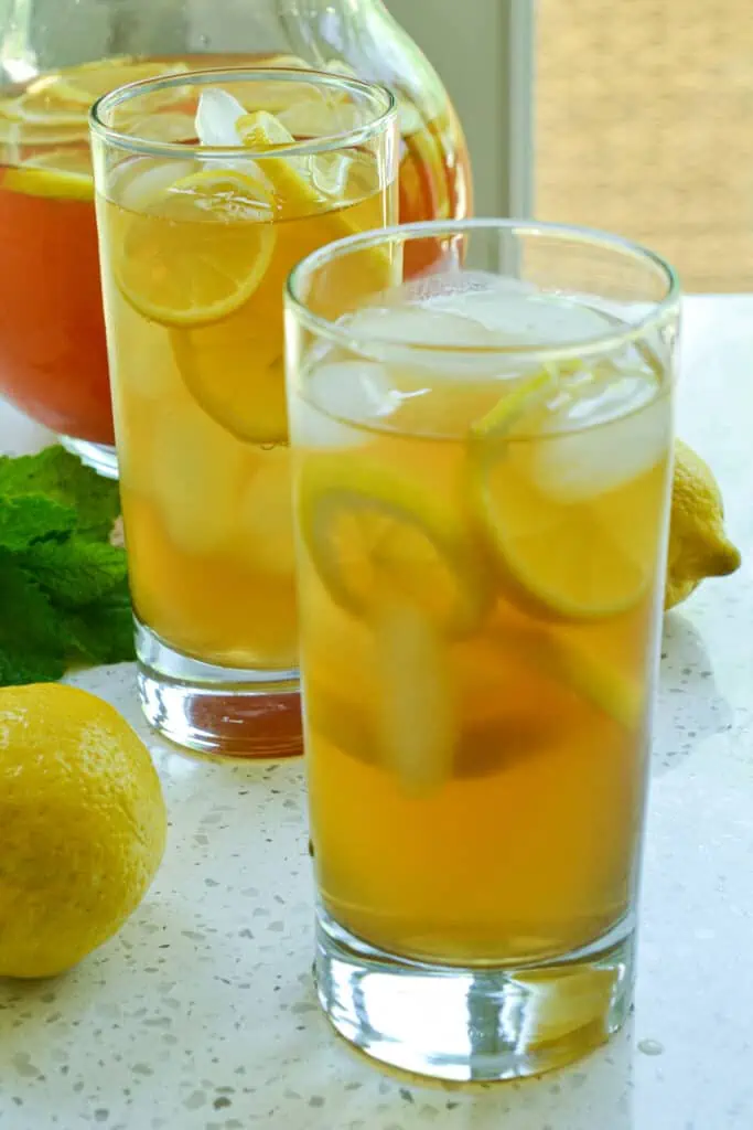 You don't have to be on the golf course to enjoy this refreshing beverage.  So grab a glass, pull up a chair, and let's reminisce for a while.