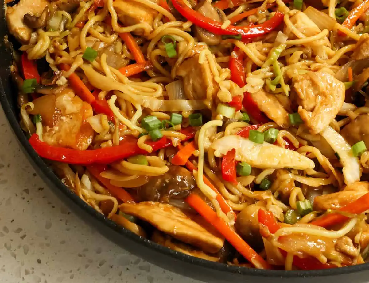 Chicken Lo Mein