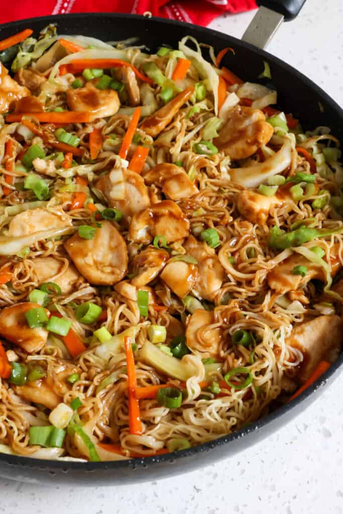 So much better than takeout, this tasty chicken chow mein stir-fry is ready in less than 25 minutes.