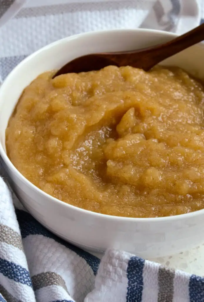 Homemade Applesauce tastes so much better than store bought and unlike store bought it has no preservatives. 