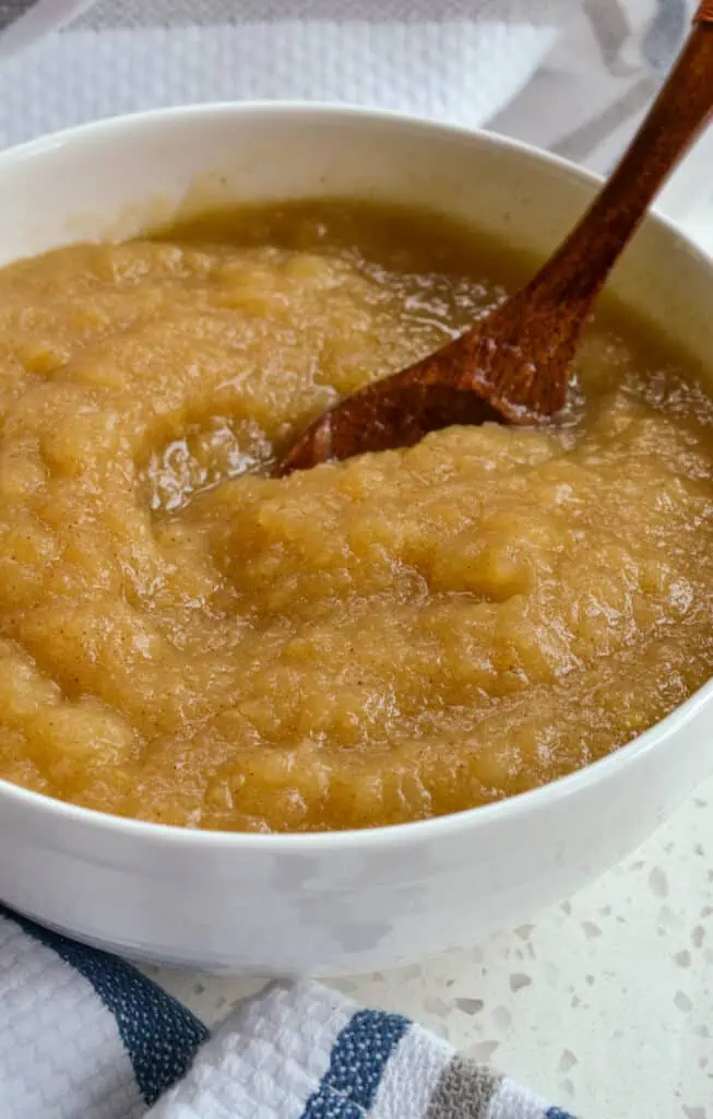 Homemade Applesauce tastes so much better than store bought and unlike store bought it has no preservatives. 