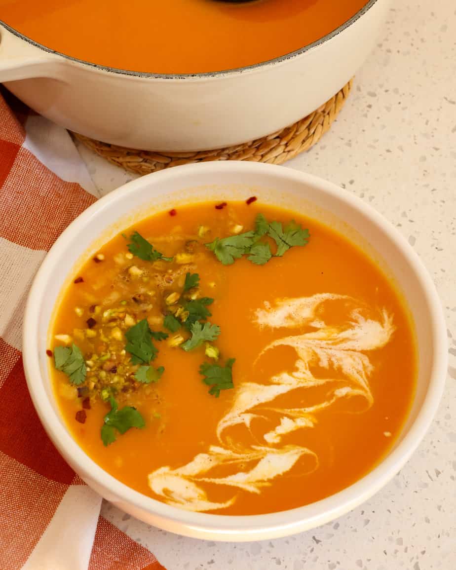 Carrot Ginger Soup - Yummy Mummy Kitchen