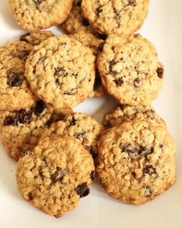 Oatmeal Raisin Cookies