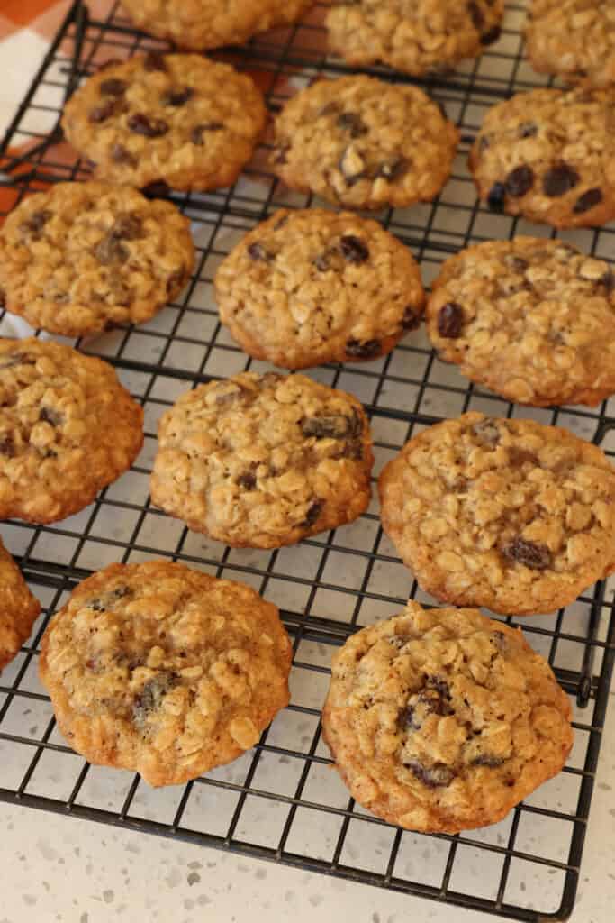  With just a few simple steps, you too can have Oatmeal Raisin Cookies like Grandma used to make.