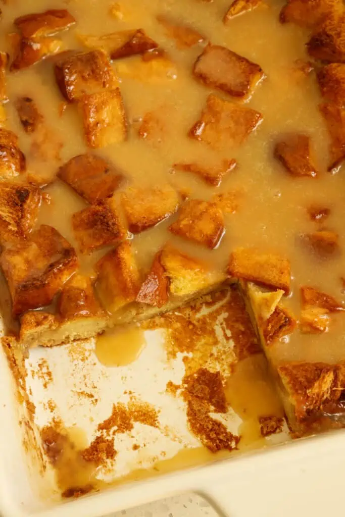 Serve the bread pudding with the warm vanilla sauce poured over the top. Pour on individual slices if you think you might have leftovers. 