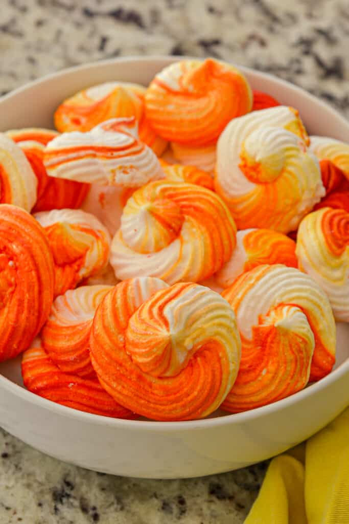 Easy Meringue Cookies Merigue Cookies are crisp on the outside with a light and airy texture on the inside and a melt-in-your-mouth supper pillowy marshmallow taste.