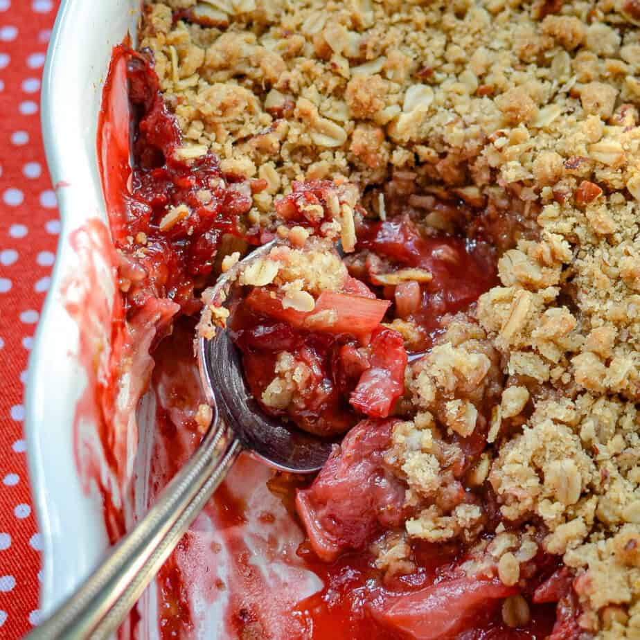 Strawberry Rhubarb Crisp