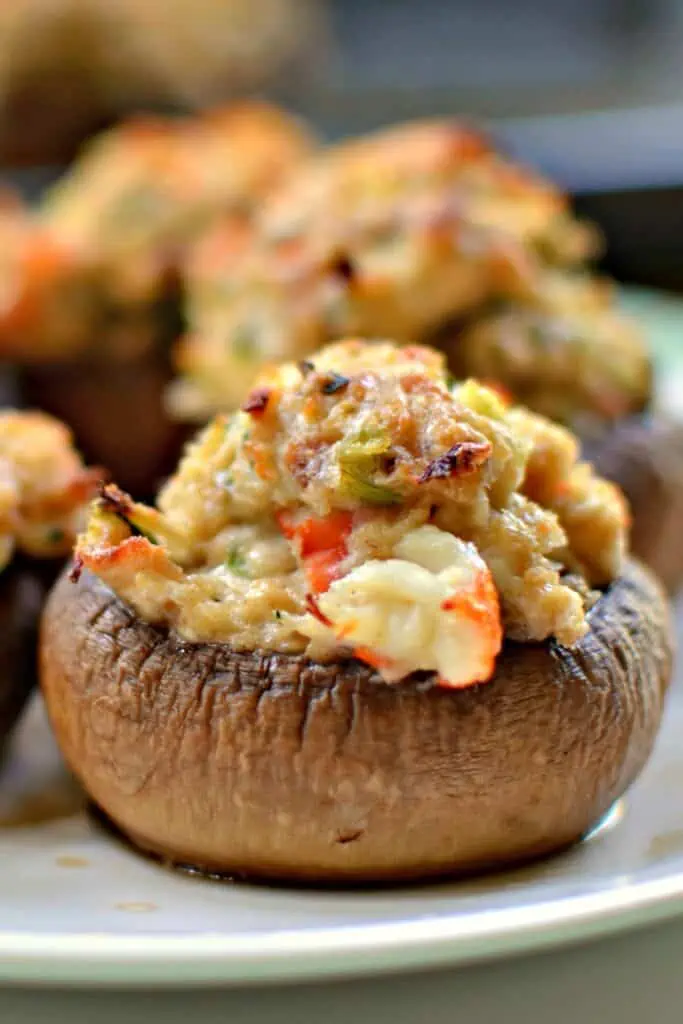 Impress your dinner guests with this easy and delicious recipe for Crab Suffed Mushrooms. 