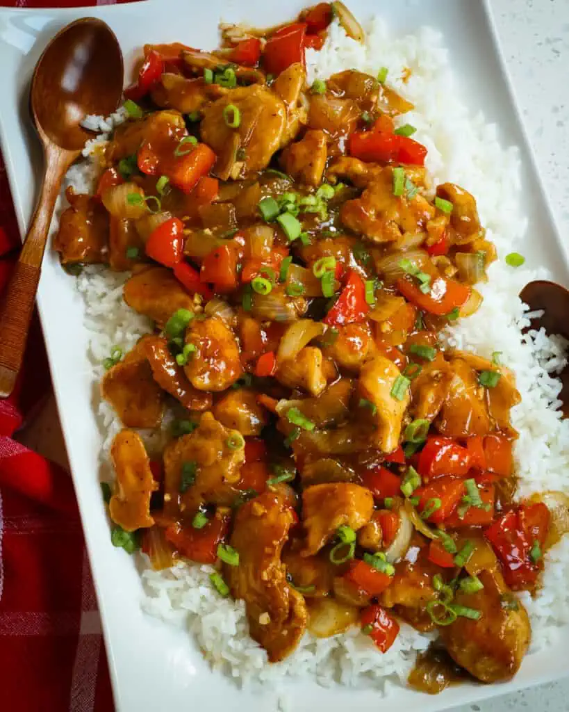Serve this Black Pepper Chicken over white rice, brown rice or Chinese noodles,