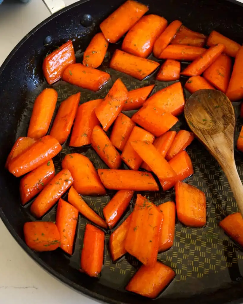 Impress your dinner guests with this easy and delicious glazed carrot recipe.