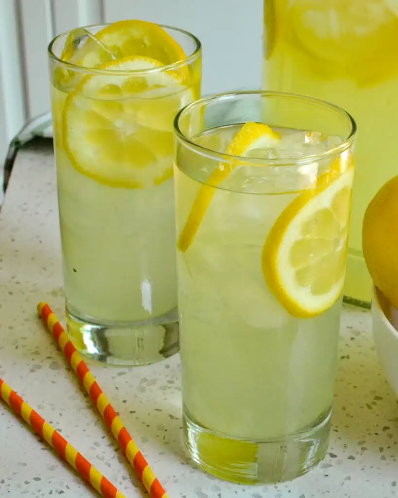 Cool off this summer with a refreshing glass of homemade lemonade! Learn how to make the perfect blend of tangy and sweet flavors with this easy summer staple recipe. 