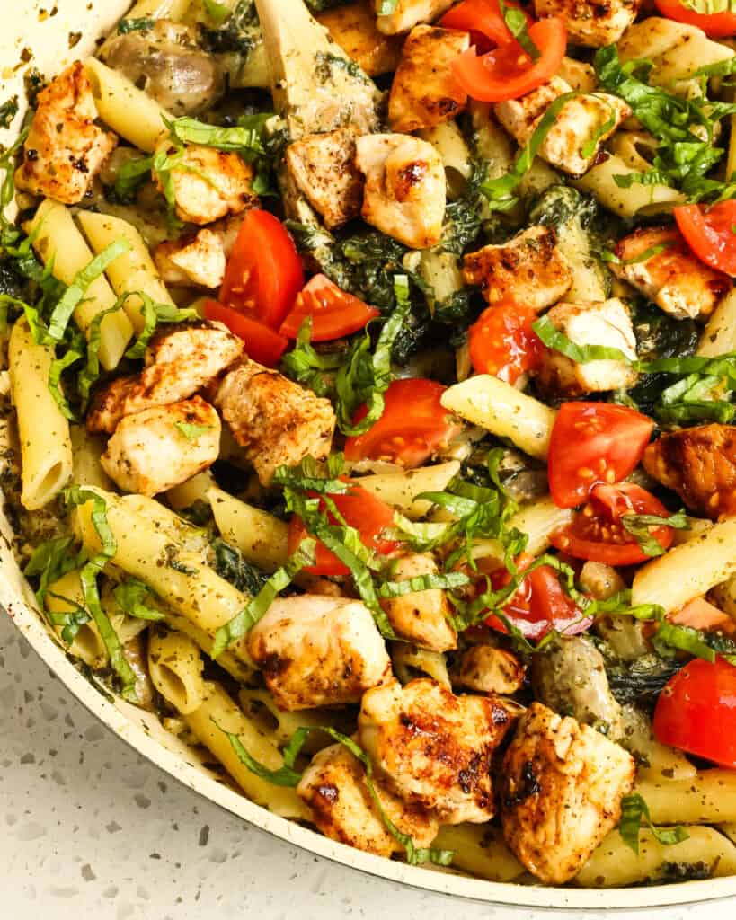 Impress your family and friends with this delicious chicken pesto pasta recipe.