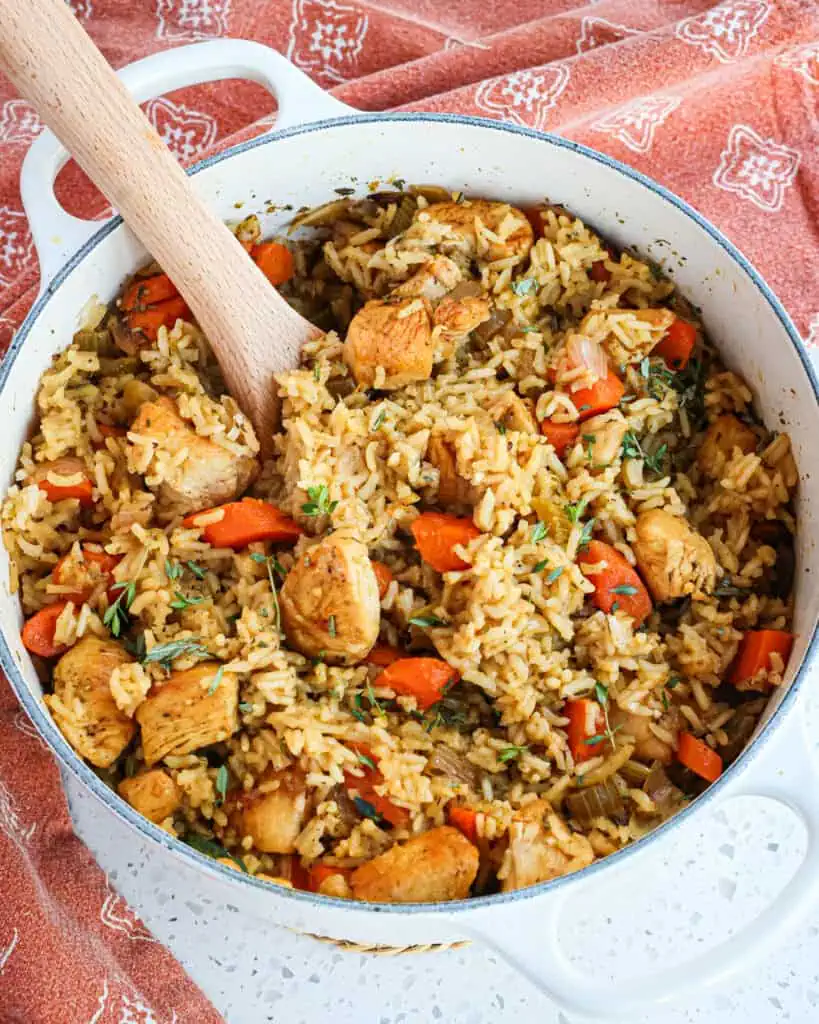 Say goodbye to bland chicken and rice meals with this delicious recipe!