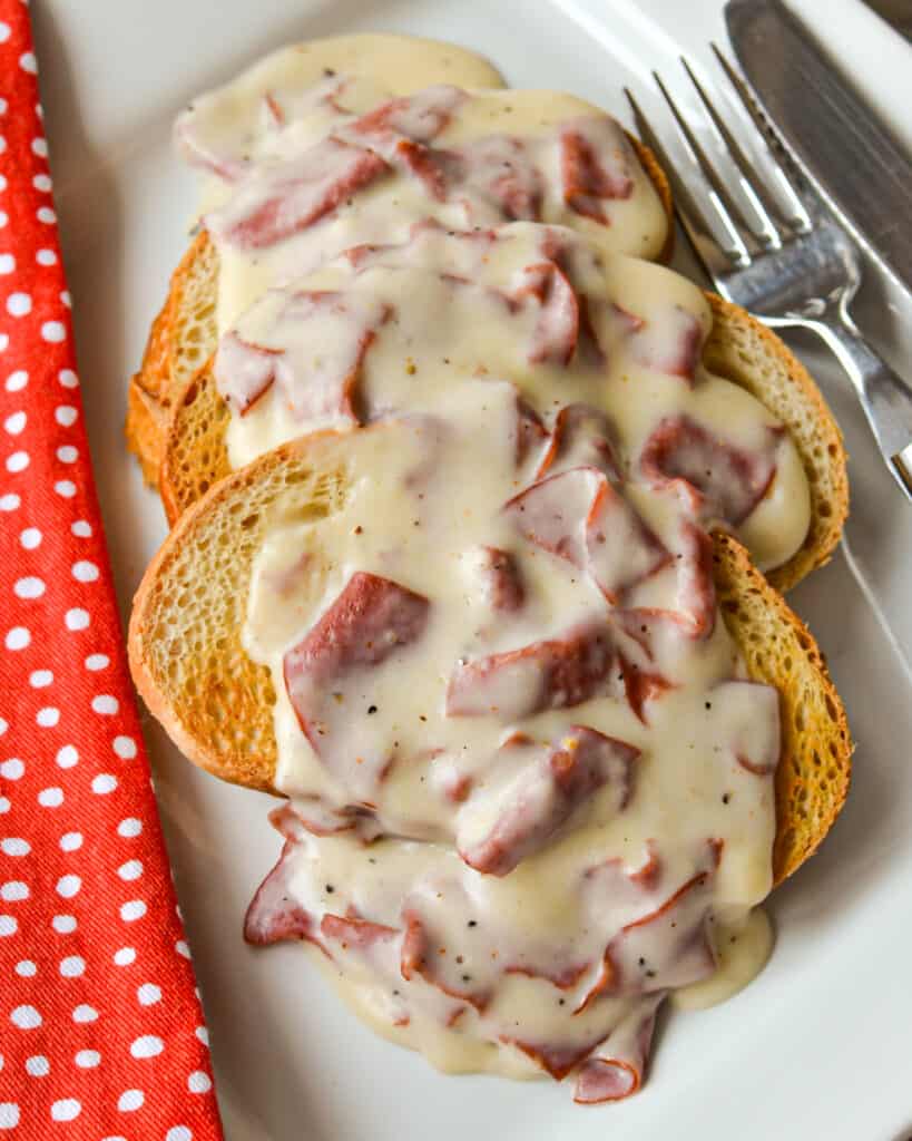 Serve creamed chipped beef over toasted bread, eggs, hash browns, or biscuits.