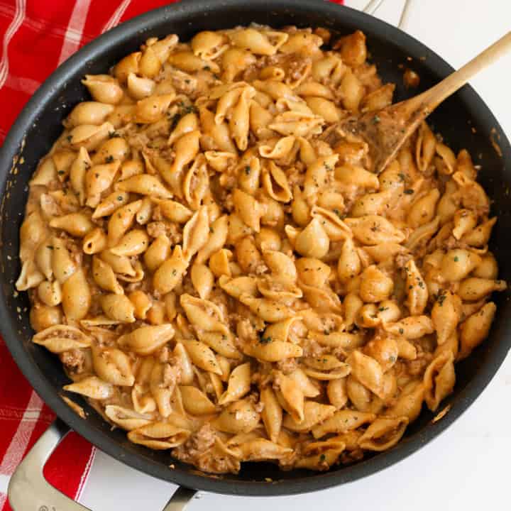 Easy Creamy Beef and Shells (One Pot)