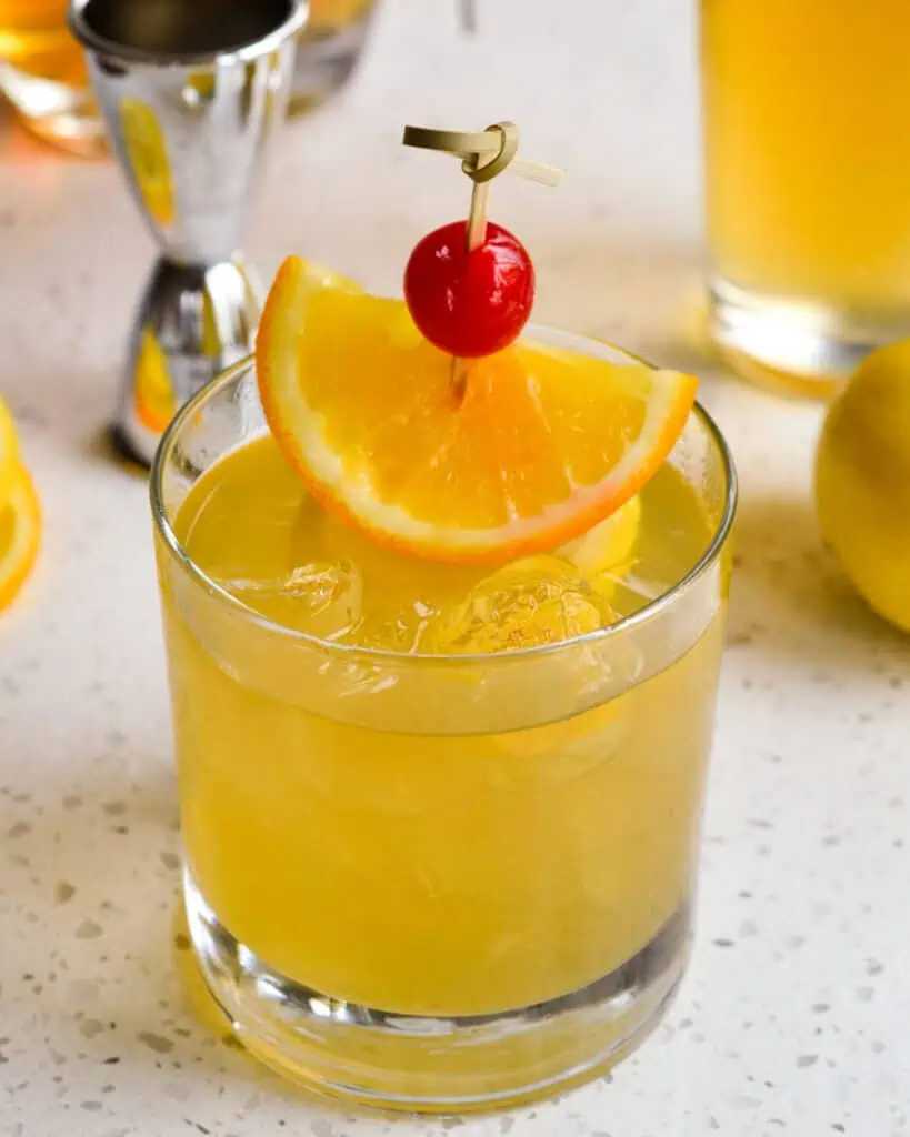 Hubby and I love to mix up a batch of these refreshing libations on Saturday nights after yard work and house chores.