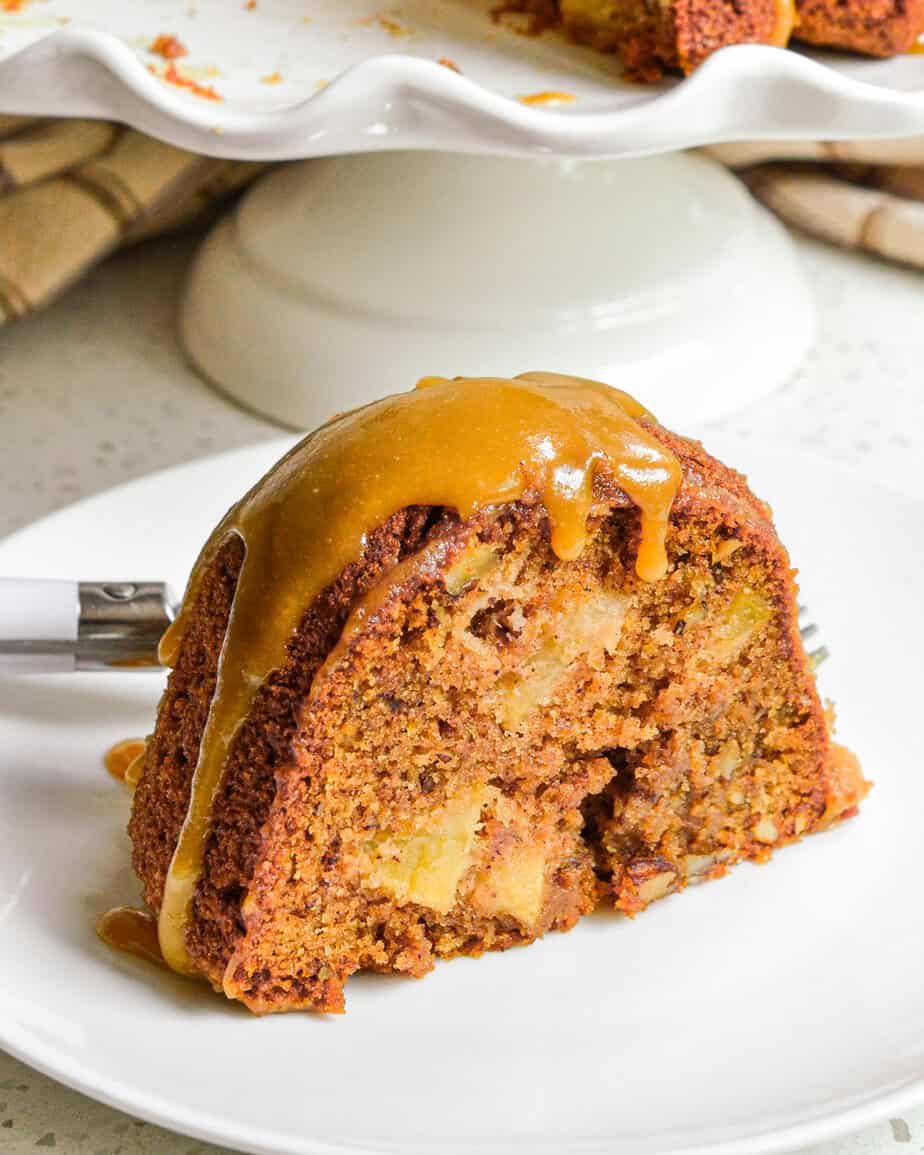 Apple Cake (Caramel Drizzle)