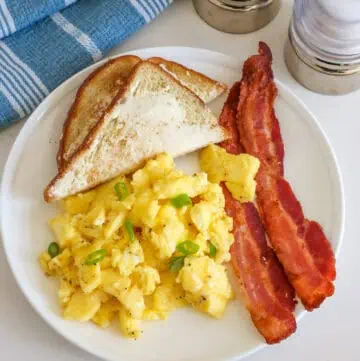 Microwave Scrambled Eggs