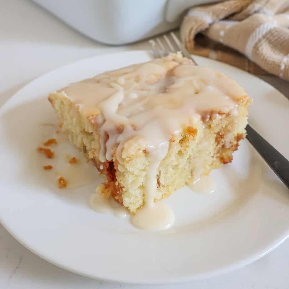 Cinnamon Roll Cake