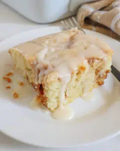 Cinnamon Roll Cake